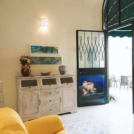 Appartamento House Angelina